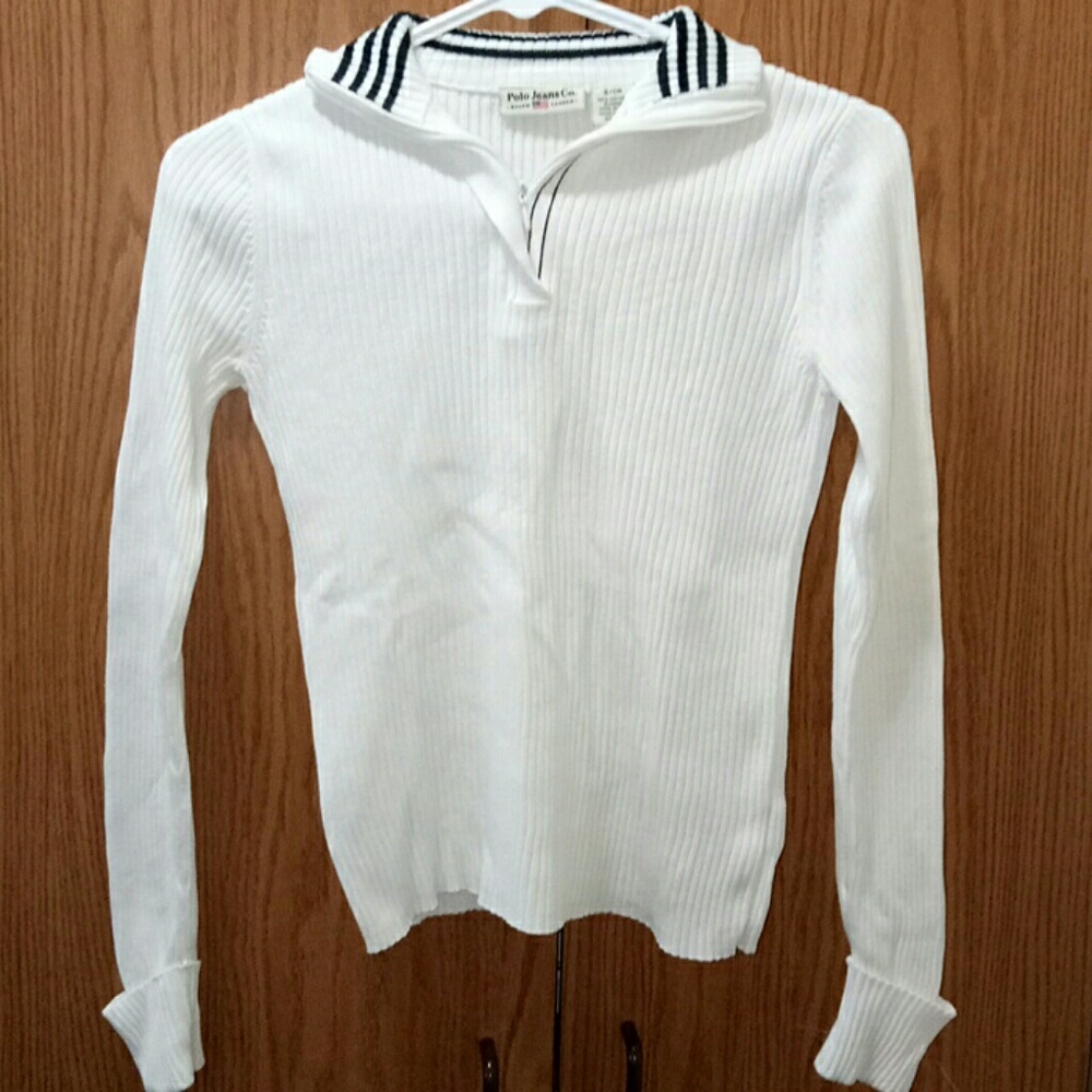 White Turtel neck sweater